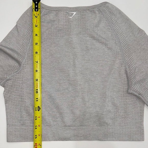 Gymshark Vital Seamless Crop Top workout Long Sleeve Light Grey Athletic Top XL - Picture 9 of 12